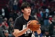 三亿体育官方网站-小编扣鸡腿，开拓者官方把下放的杨瀚森误写成双向合同球员